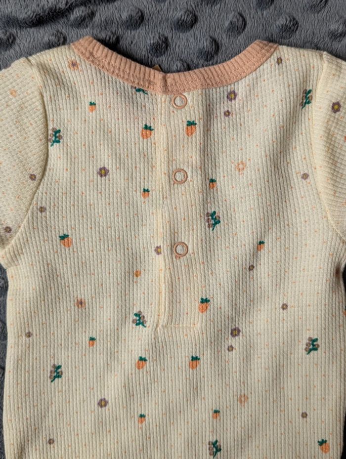 ensemble bébé bout'chou - body fraises et fleurs & pantalon velours - taille 3 mois - neuf ! - photo numéro 6