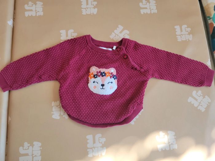 Pull en maille 9 mois tête de renard fleuries