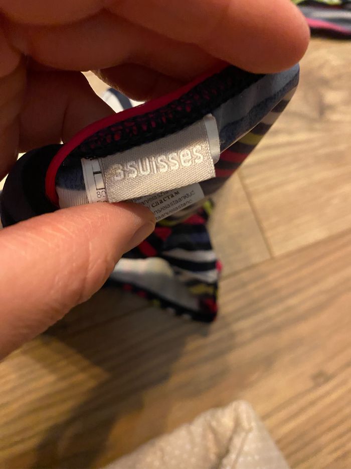 Maillot de bain 1 pièce rayé rose blanc noir vert en T34 de la marque 3 suisses - photo numéro 6