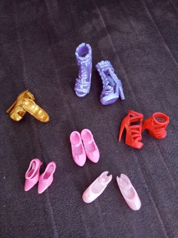 Lot de 6 Paires de Chaussures pour poupée Barbie ou autres