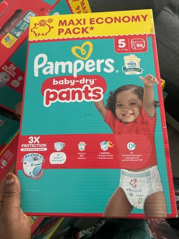 Couche Pampers 