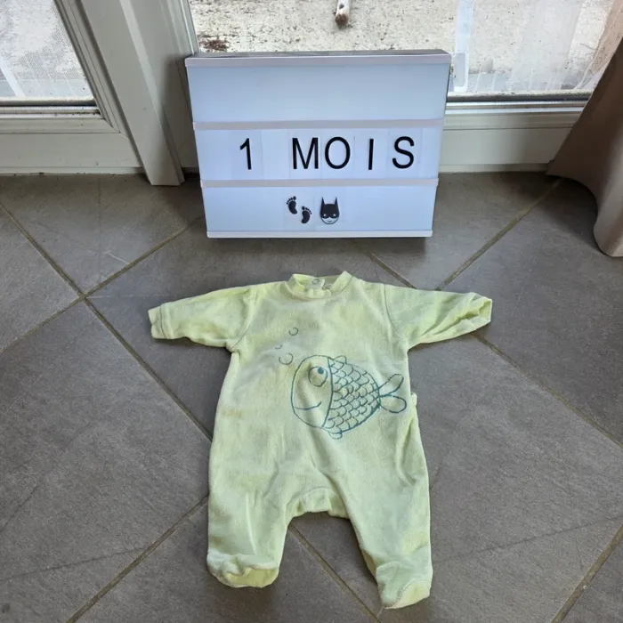Lot vêtements 0 / 1 mois - photo numéro 11
