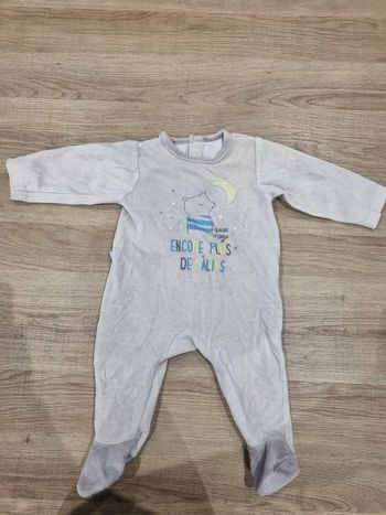 Pyjama Bébé Velours Sucre d'Orge 3 Mois "Encore Plus de Câlins" Tres Bonne Etat