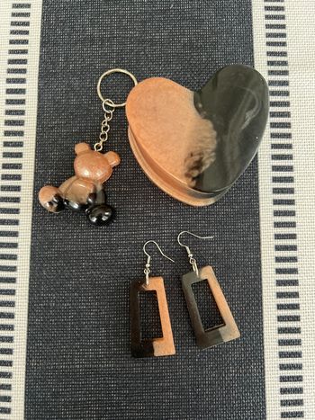 Coffre à bijoux en forme de cœur + boucles d’oreilles+ porte-clefs, nounours