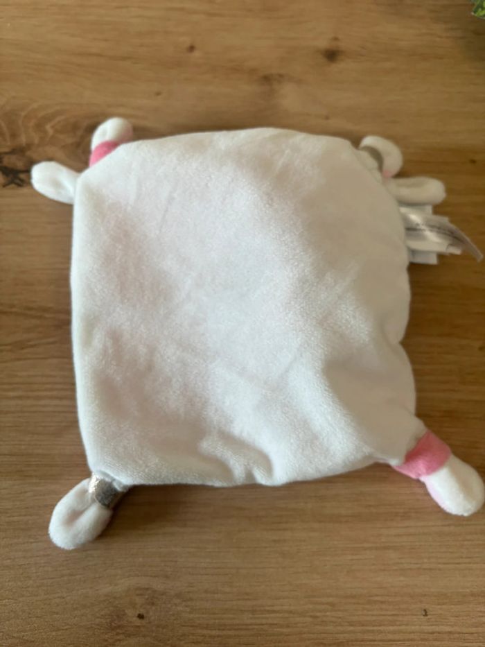 Doudou plat licorne arc en ciel happy rose blanc doudou et compagnie - photo numéro 3