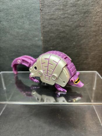 Figurine jouet Megazord bandai 2001 wild force isis tatou armadillo