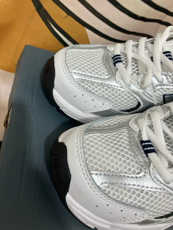 New Balance 530 Blanc 38.5 - photo numéro 4