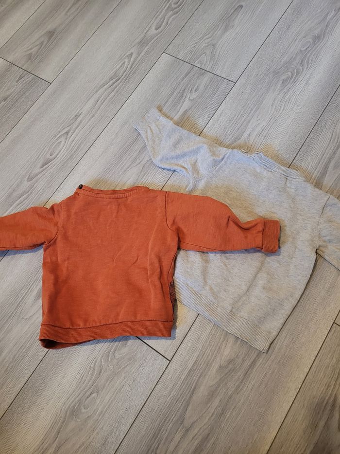 Lot de 2 pulls taille 18 mois - photo numéro 2