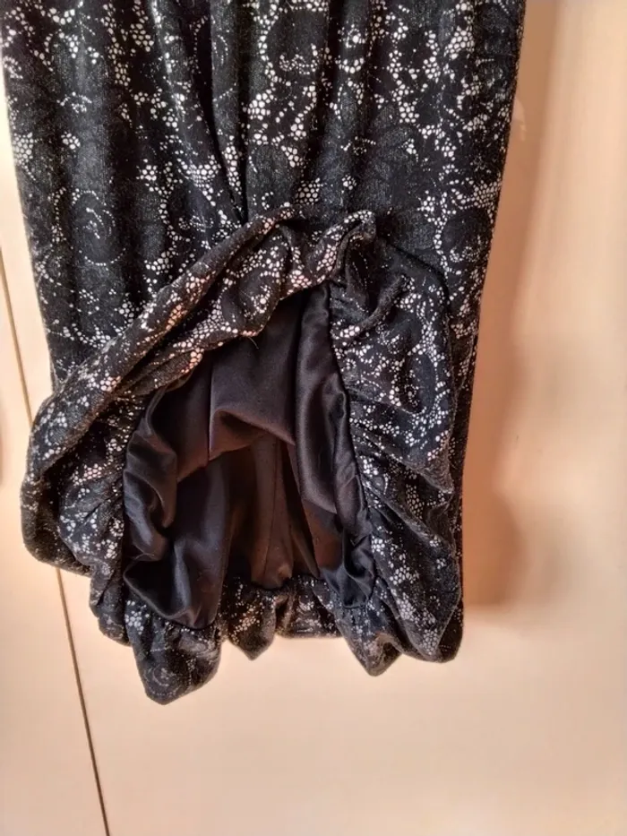 Robe a bretelle bouffante (A236) - photo numéro 3