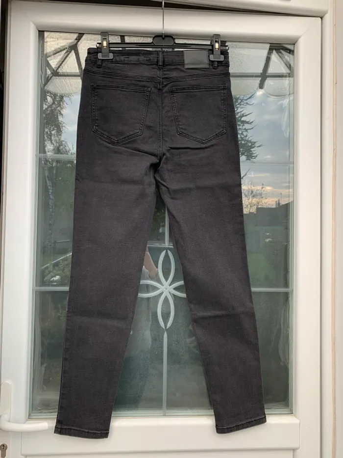Jean taille haute Skinny T.40 Jennyfer - photo numéro 3