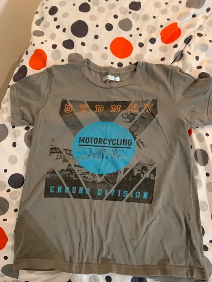 T-shirt