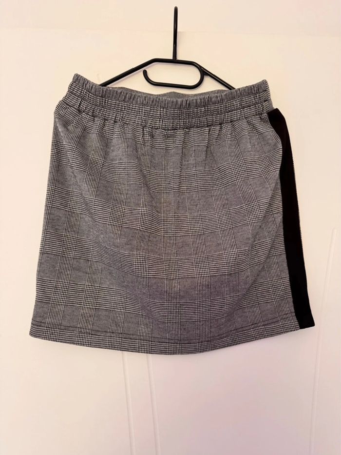Jupe à carreaux noir & gris – Taille M - photo numéro 2