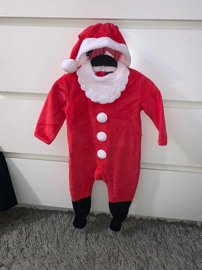 Grenouillère père Noël (taille 6 mois)