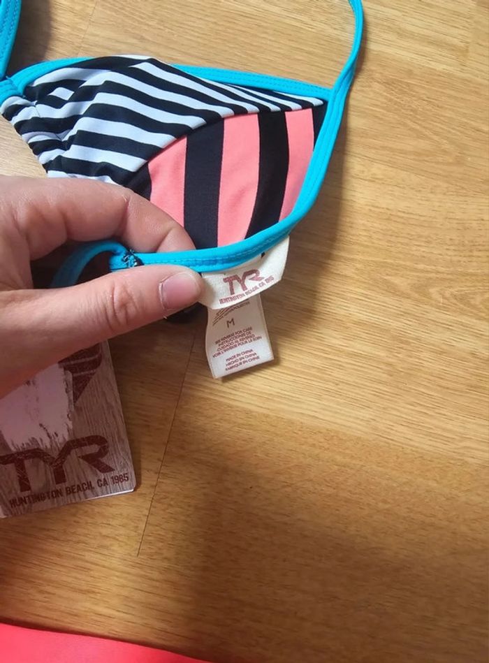 Magnifique maillot de bain rayé - photo numéro 2