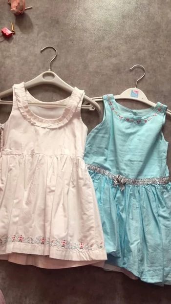 Lot de deux robes sergent major 3 ans