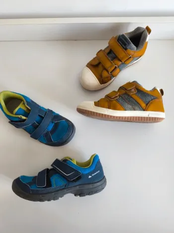 2 paires de baskets basses sneakers à scratch