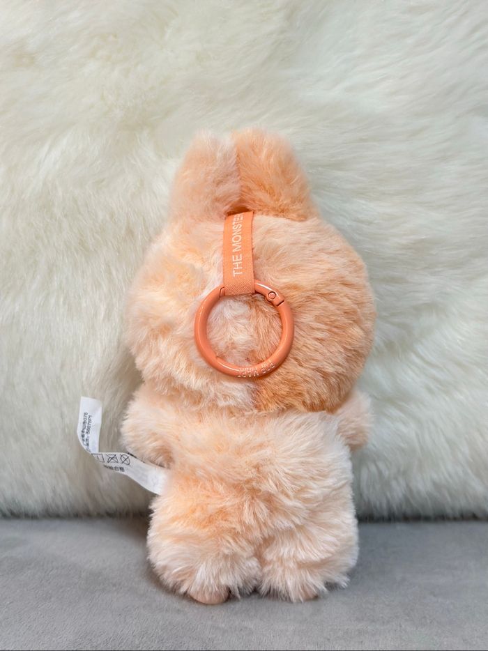 Labubu Big Into Energy The monsters happiness beige - photo numéro 3