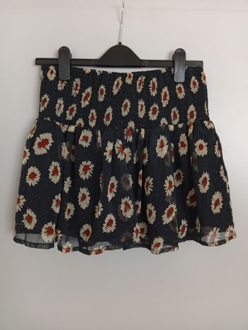 Jupe noire à fleurs t38 