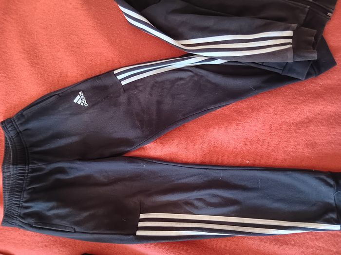 Ensemble ADIDAS - photo numéro 2
