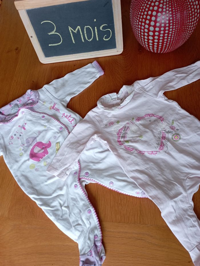 Lot de 2 pyjama Orchestra et Kimbaloo taille 3 mois en très bon