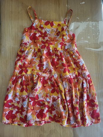 Robe fleurie 4/6 ans