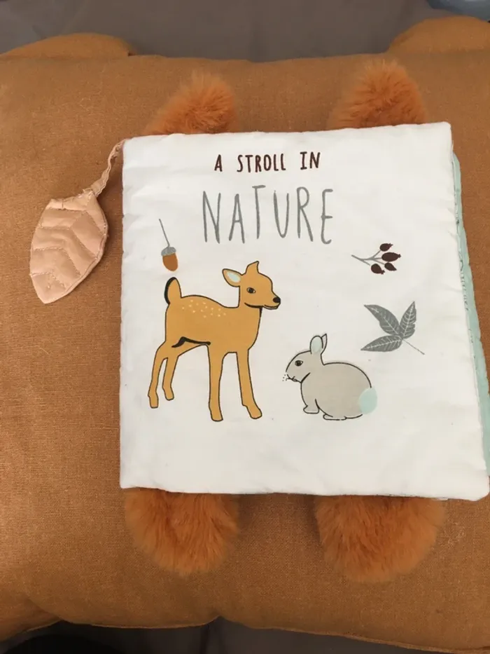 Livre d’activités à toucher les animaux de la forêt Maison du Monde