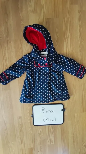 manteau imperméable taille 18 mois