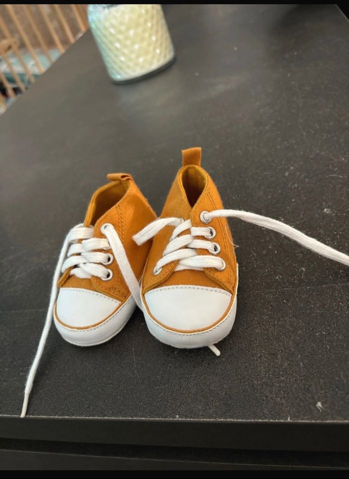 Chaussure bébé - photo numéro 3