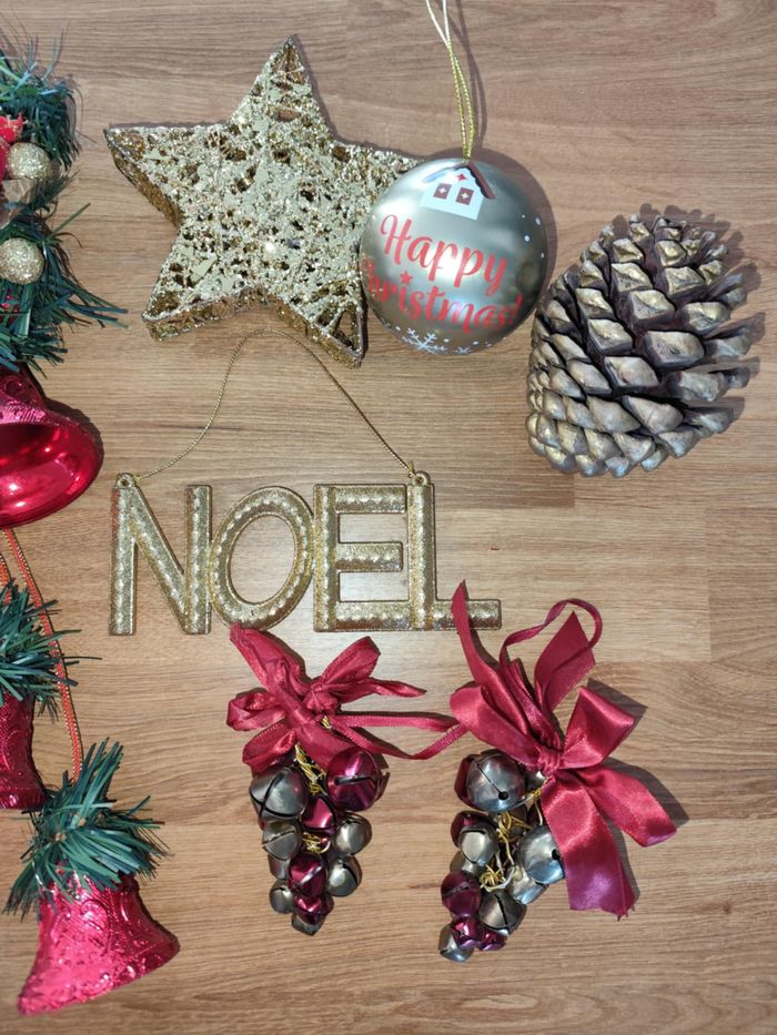 Lot de décorations Noël rouge et or , très bon état - photo numéro 3