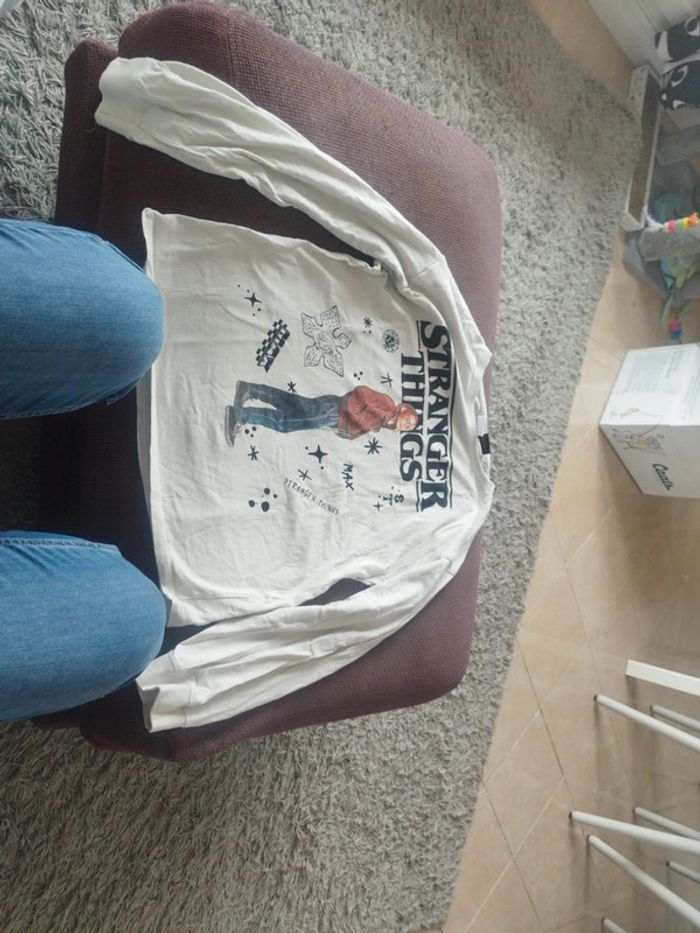 T-shirt manches longues ado fille stranger things "Maxine" - photo numéro 3