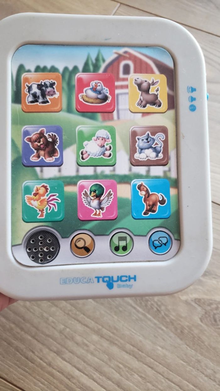 Tablette pour découvrir les animaux