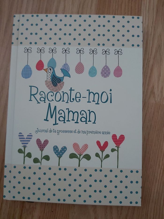 Livre de grossesse et naissance neuf