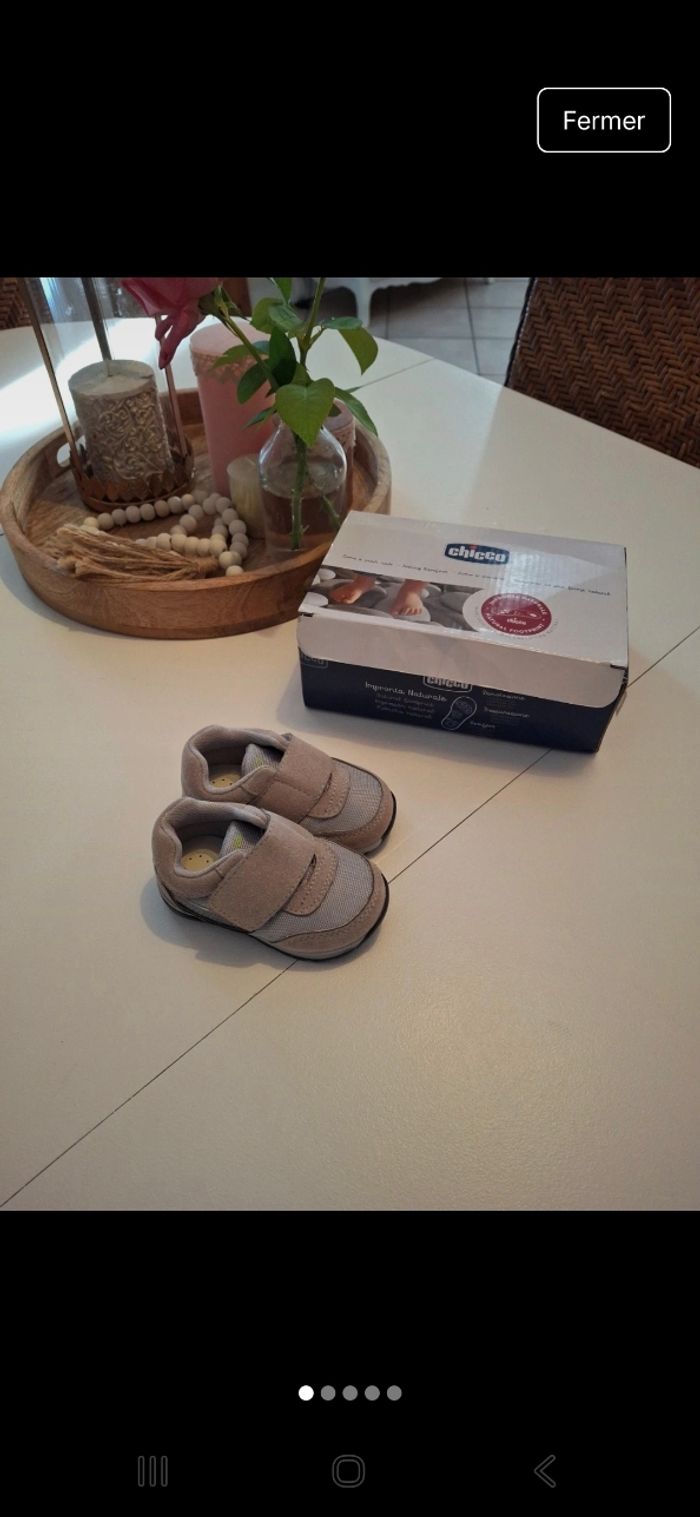 Chaussures neuves