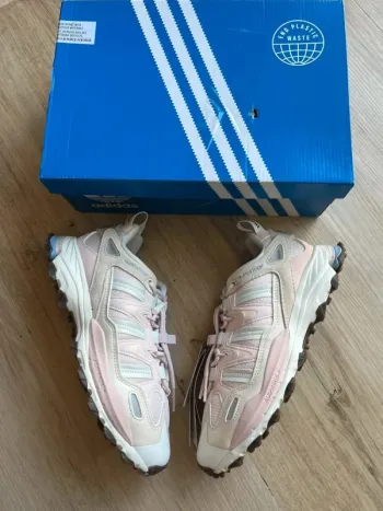 Adidas Hyperturf 38,5