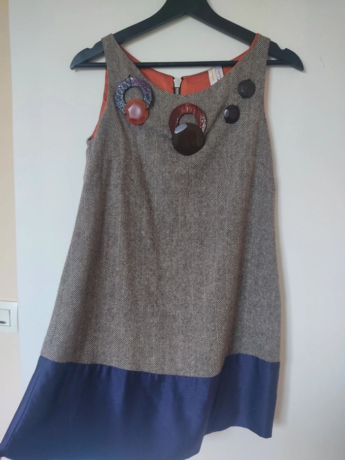 Robe mi-longue XS 100% soie fait main et brodé Ella Luna Vintage