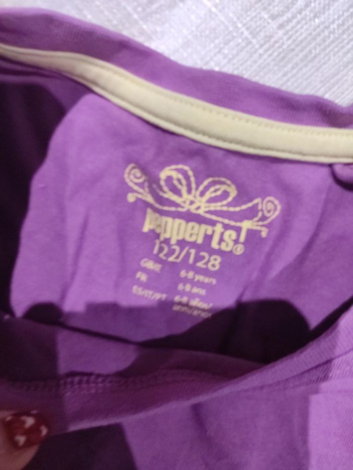 T-shirt manches longues violet taille 6,8 ans - photo numéro 3