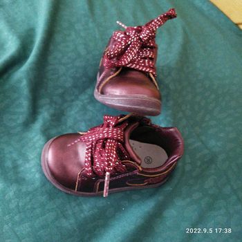 Chaussures fille pointure 20