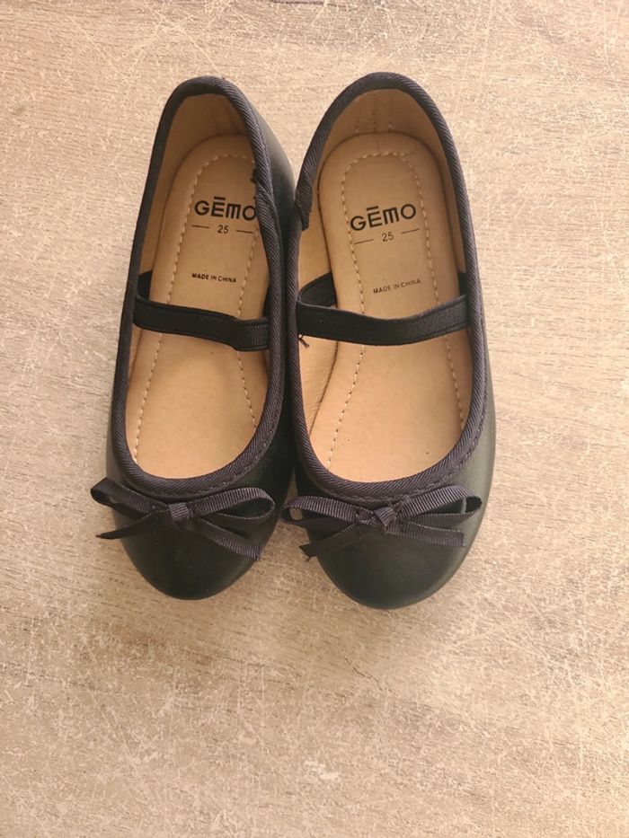 Ballerines GEMO. 25. - photo numéro 2