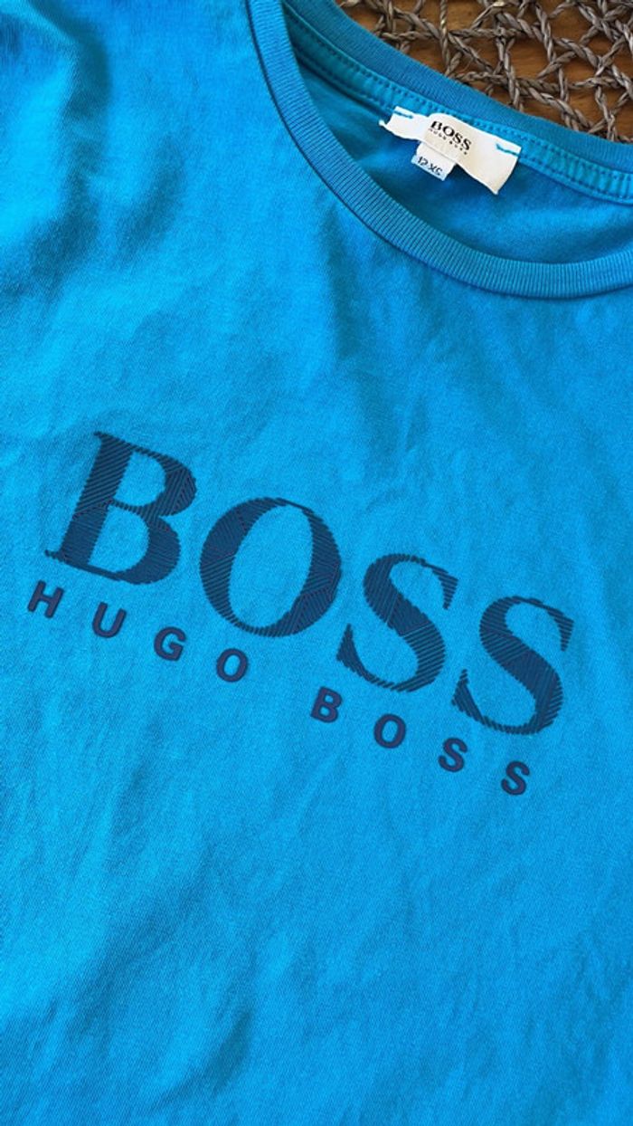 T-shirt Hugo boss bleu 12 ans - photo numéro 2