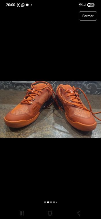 Basket sports intérieurs 