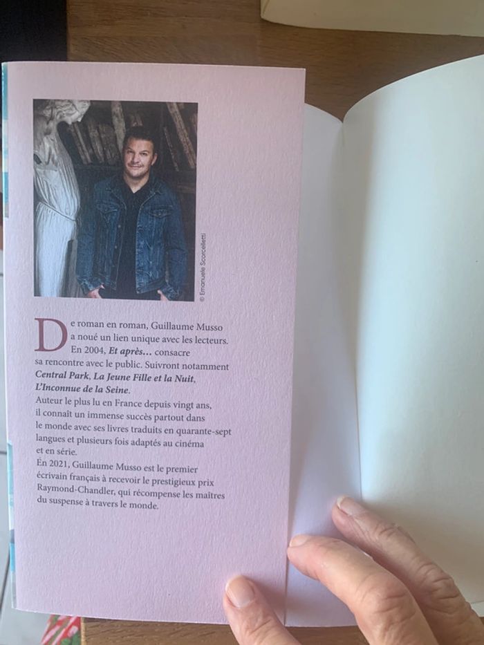 Guillaume Musso Quelqu’un d’autre - photo numéro 4