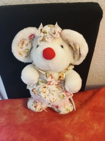 Souris blanche fleuris vintage