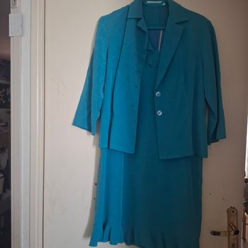 Ensemble robe + veste turquoise – tenue chic / cérémonie