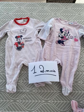 Lot de deux pyjamas grenouillères 12 mois Disney Minnie