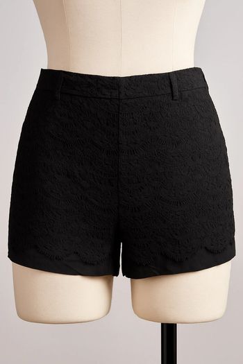 Short noir en dentelle Camaïeu – Taille 38 (M)