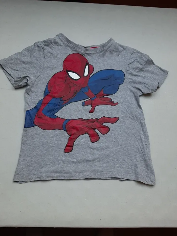 Tshirt spiderman