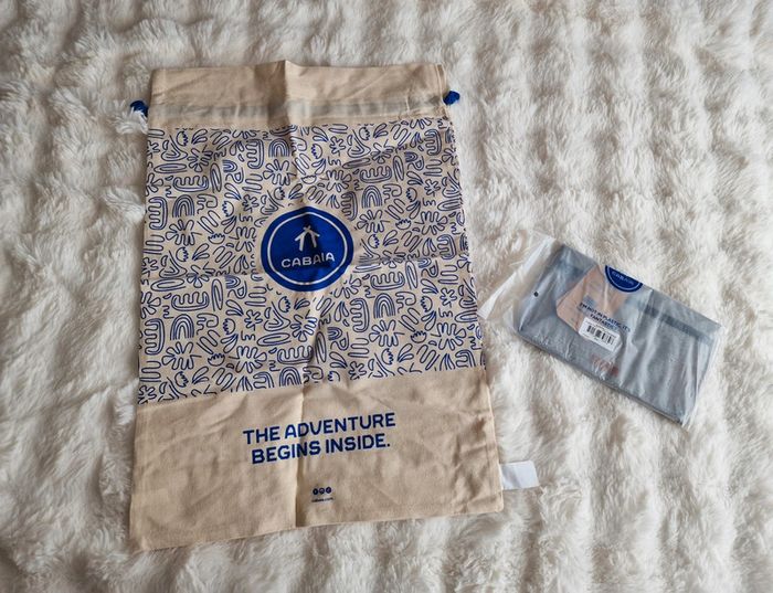 Lot Cabaïa pochette et sac toile neuf - photo numéro 2