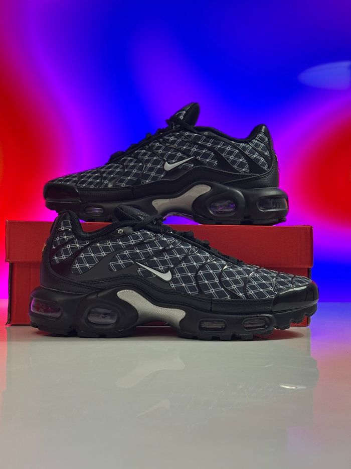 Nike Tn Air Max Plus neuves taille 40 avec boîte – envoi express