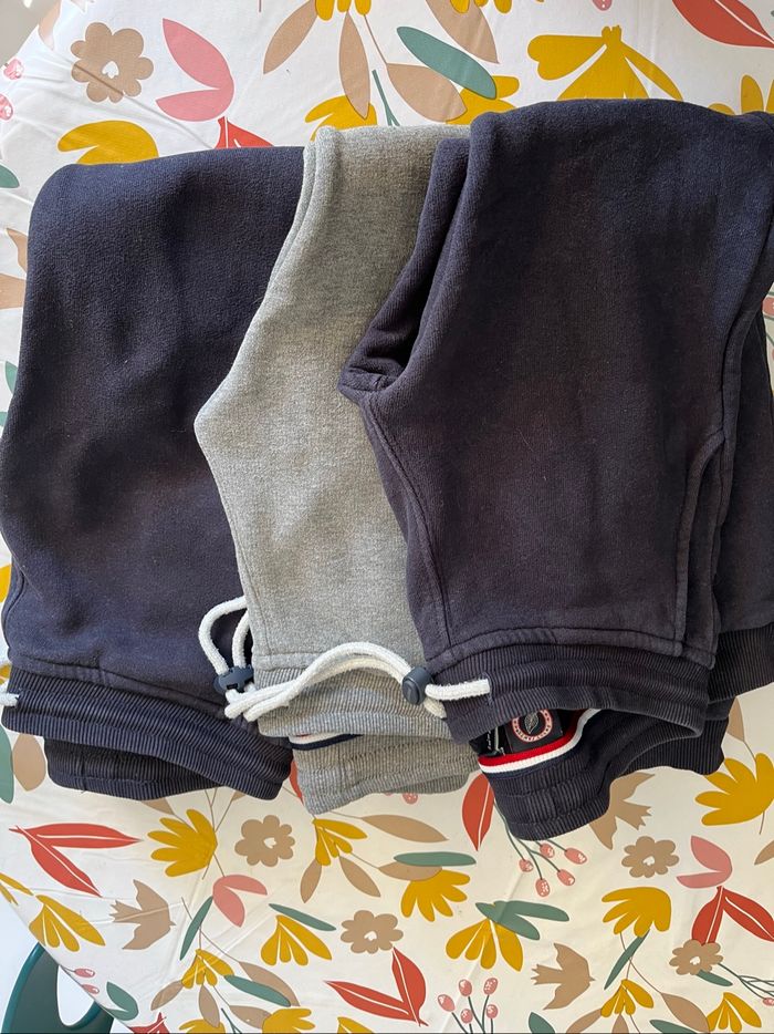 Lot 3 pantalons jogging sweetpants  t.10 ans