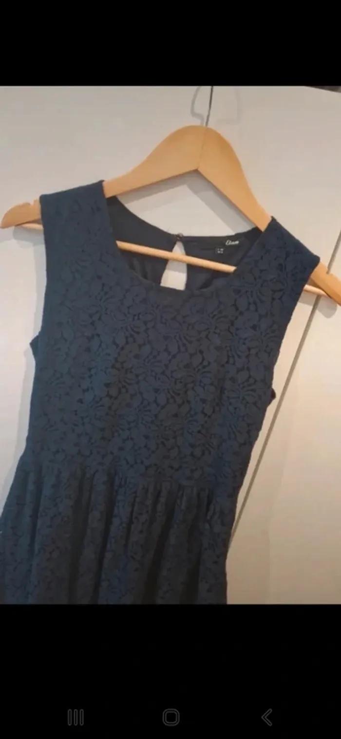 Robe etam bleu marine taille 40 tres bon etat - photo numéro 7